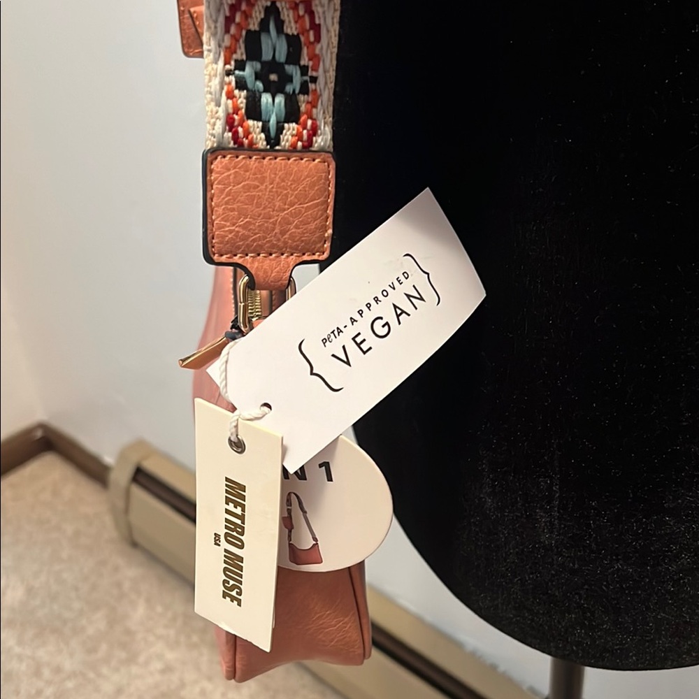 Free With Purchase! 2-in-1 Rose-Tan Crossbody Bag with Patterned Strap - Picture 4 of 9